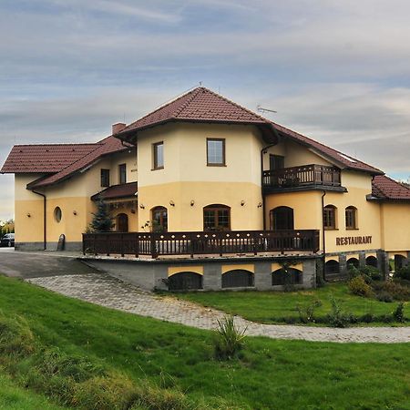 Penzion Stary Dvur Nové Dvory Buitenkant foto