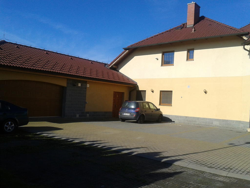 Penzion Stary Dvur Nové Dvory Buitenkant foto