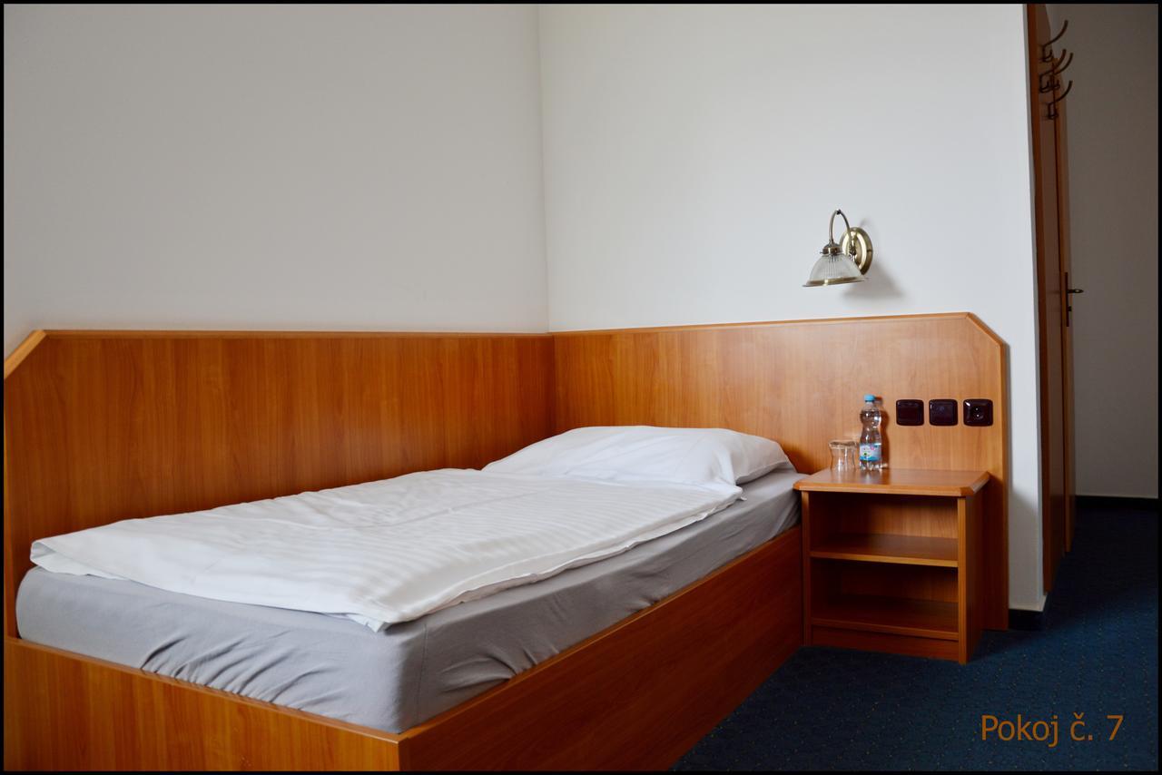 Penzion Stary Dvur Nové Dvory Buitenkant foto